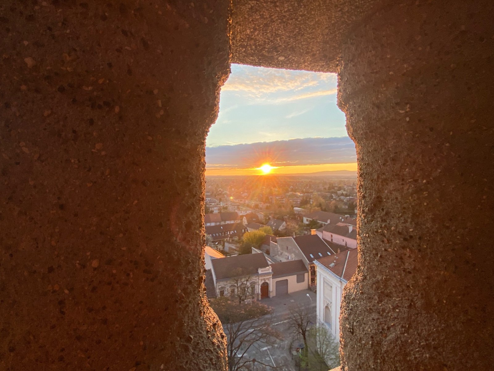 Hajnali áhítat a toronyban